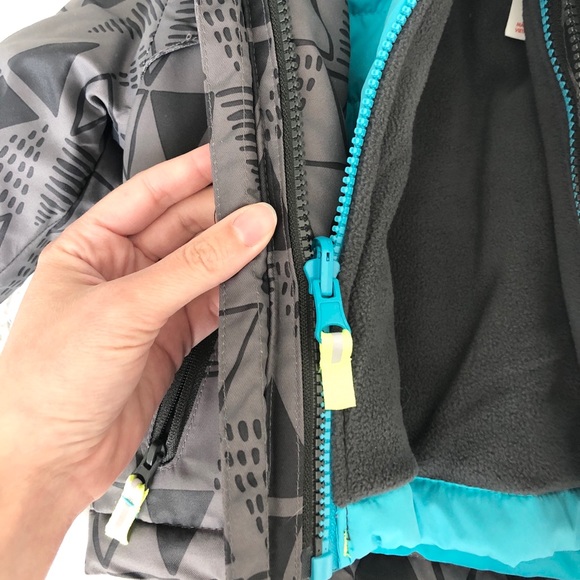 Two Winter Coats Size 12 Mo Old Navy + Cat & Jack - Picture 9 of 11